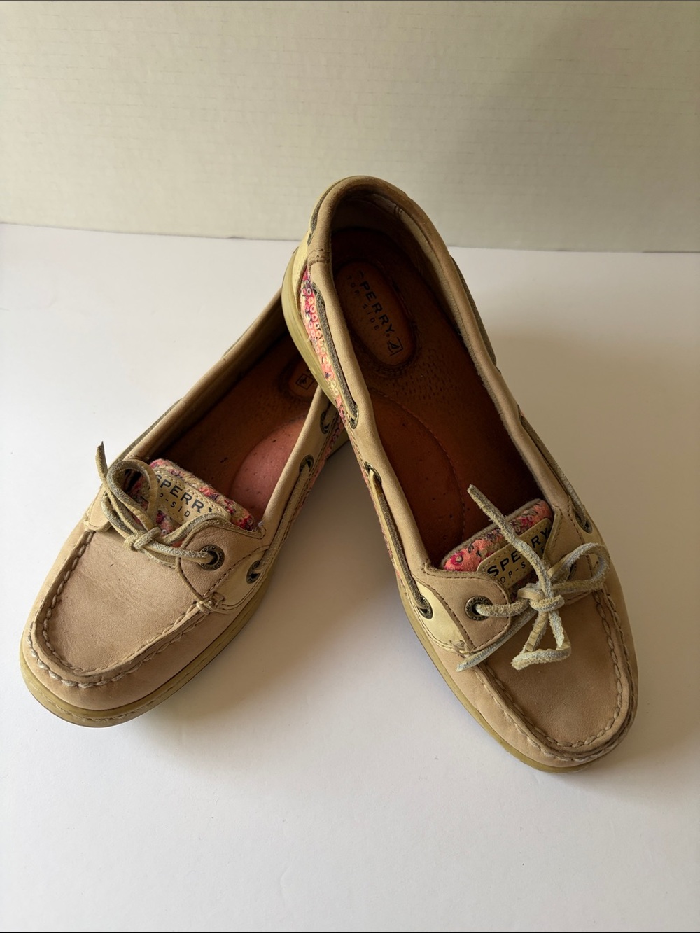 Sperry Women’s Top-Sider Tan Leather Pink Floral Sequin Deck Boat Shoes 7M